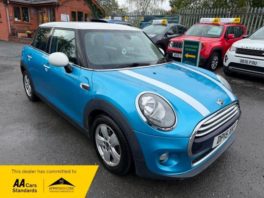 2015 MINI HATCH